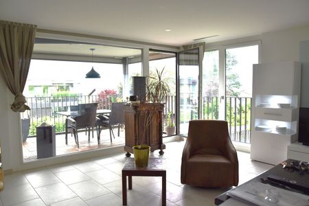 APPARTEMENT 41/2 PIÈCES À HORGEN (ZH), MEUBLÉ, TEMPORAIRE - Foto 2