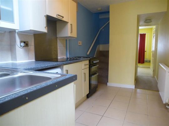Tonning Street - Photo 1