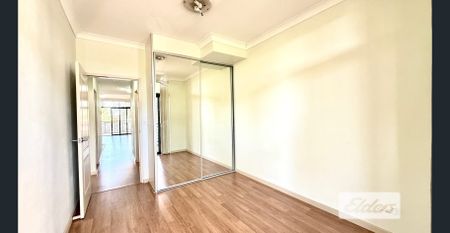 Modern 2-Bedroom Apartment in Prime Lidcombe Location - Photo 3