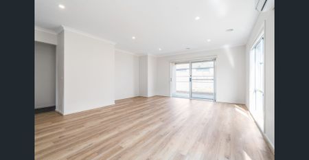 Spacious Family Living in the Heart of Armstrong Creek - Photo 2