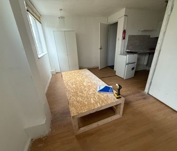 Studio Flat, Anson, NW9 - Photo 2