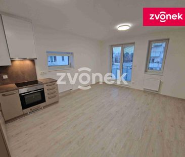 Pronájem bytu 1+kk 30 m2 - Fotografie 3