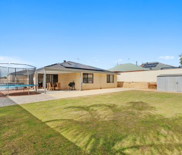 Spacious 4 bedroom Home in Settlers Hill! - Photo 4