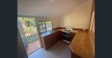 Cottage on Lamb Island - Photo 3