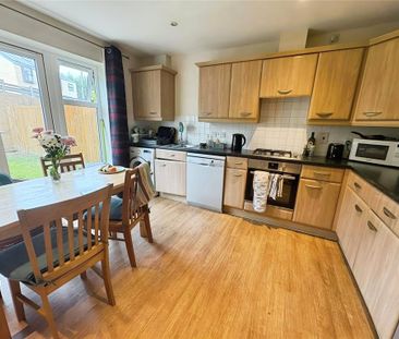 1 bedroom in a house share to rent - Photo 3