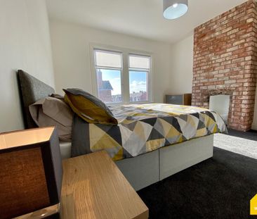 1 bedroom in a house share to rent - Photo 2