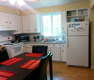 Triplex-Appartement 4 ½ Fabreville - Photo 1