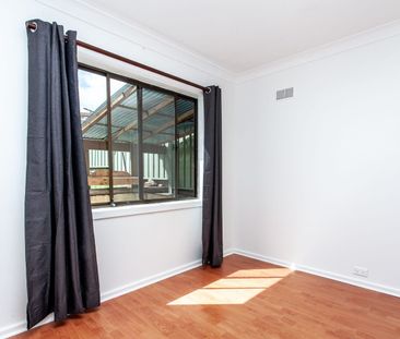 145 Lakeview Parade, Primbee, NSW 2502 - Photo 4