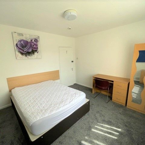 245 Windsor Street - Photo 1