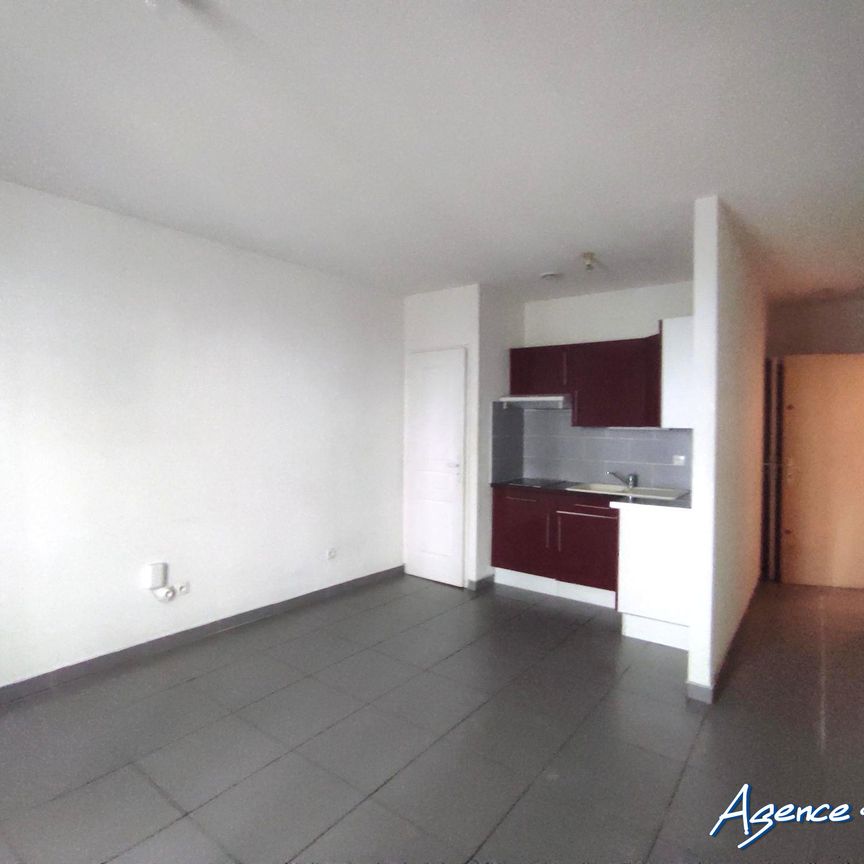 Location Appartement 2 pièces 34m² NARBONNE 11100 - Photo 1