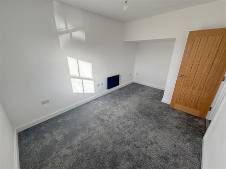 The Orchards, Ringmer BN8 5FR - Photo 2