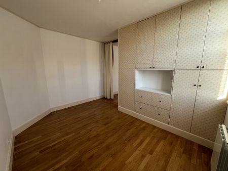Location Appartement 2 pièces 38m² TROYES 10000 - Photo 4