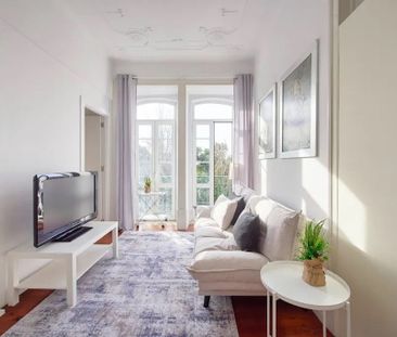 Rua Marquês Sá da Bandeira, Lisbon, Lisbon 1050-150 - Photo 4