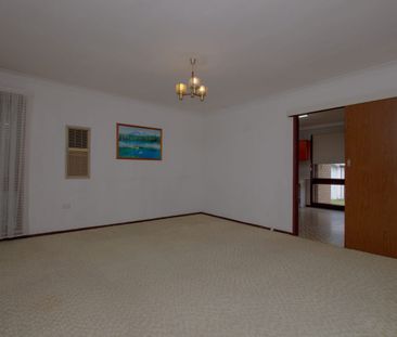 Charming Family Home in Toongabbie - Photo 5