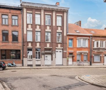 Centraal gelegen éénslaapkamerappartement met terras - Photo 1