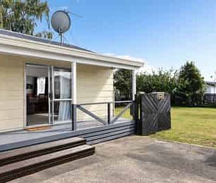 Charming 3-Bedroom Home in Nawton - Photo 5