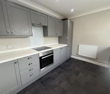 3 bedroom maisonette to rent - Photo 4