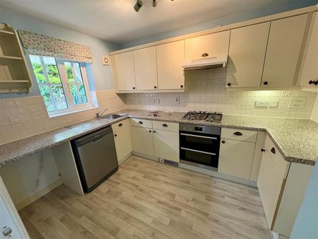 2 bedroom terraced house to rent - Photo 3