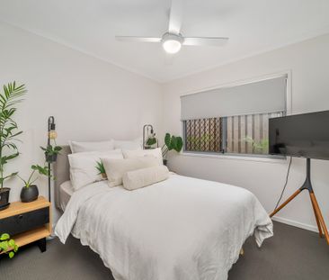 STYLISH DUPLEX IN ALKINA ESTATE - Photo 4