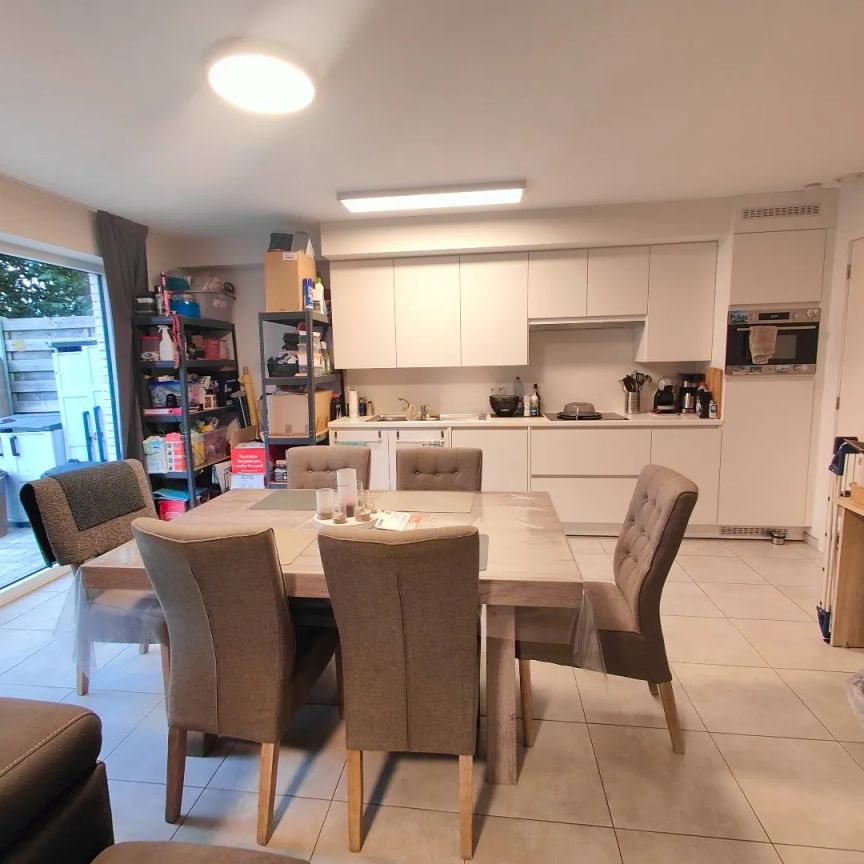 Energiezuinig appartement met tuin en autostaanplaats - Photo 1