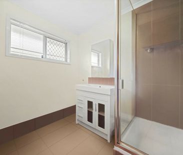 42 Victory Street, Zillmere QLD, Belconnen - Photo 3