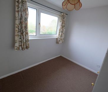4 bedroom detached house to rent - Photo 4