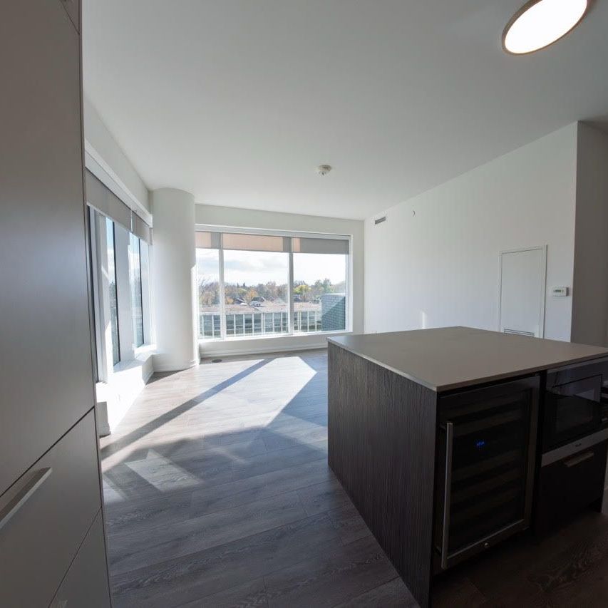 For Lease - 4208 Dundas Street Unit# 406, Toronto, Ontario - Photo 1