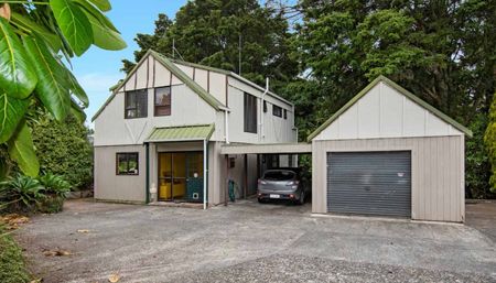 Private 3-bedroom Home - Photo 3