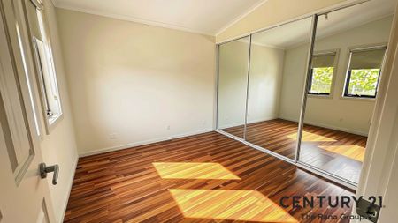 2-Bedroom Granny Flat in a Prime Location – Walk to Blacktown CBD! - Photo 2