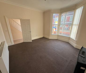 Wentworth Avenue, WALLASEY CH45 - Photo 6