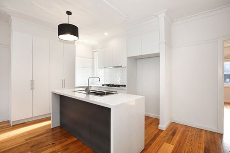 385 Buckley Street, Essendon VIC 3040 - Photo 5