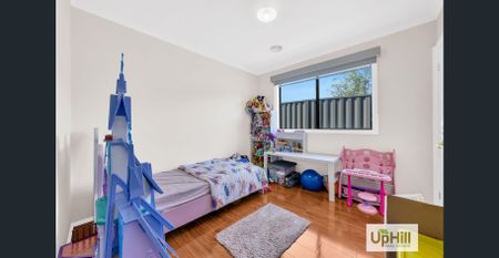 Well-Maintained Family Residence in a Desirable Location-51 Studd Rd, Pakenham VIC - Photo 3