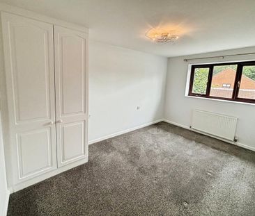 4 bedroom detached house to rent - Photo 6