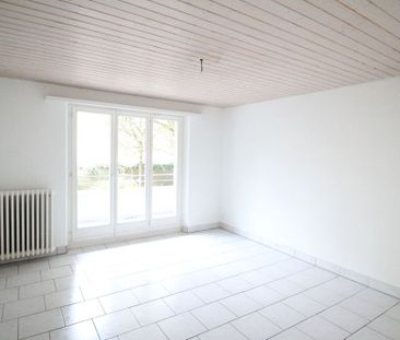 Schöne, helle Wohnung nur 1 Minute vom Rheinufer entfernt - Foto 1