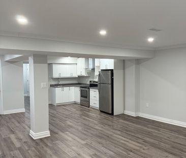 For Lease - 18 Beaconsfield Drive, Vaughan, Ontario - Photo 4