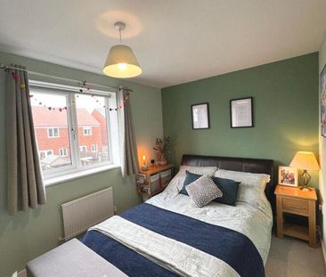 2 bedroom end of terrace house to rent - Photo 5