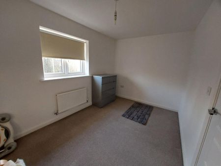 2 bedroom terraced house to rent - Photo 2