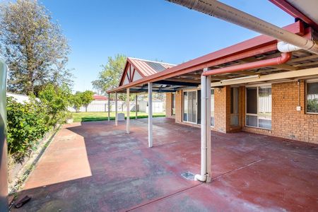 Modern Family Living in a Peaceful Location - Photo 5