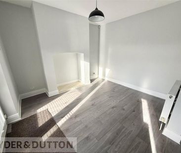 3 bedroom end of terrace house to rent - Photo 1