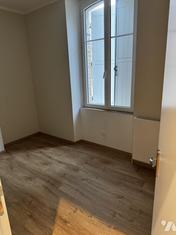 A LOUER TYPE 3 NEUF AVEC PARKING COUVERT - Photo 2