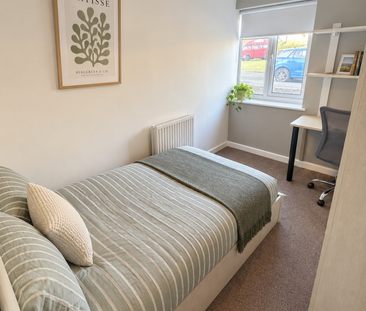 6 bedroom house to rent - Photo 2