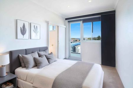 9/17-23 Wallis Parade North Bondi - Photo 2