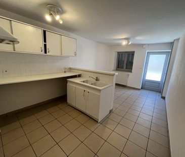 Location Maison 3 pièces 70m² ST PAUL DE VARAX 01240 - Photo 2