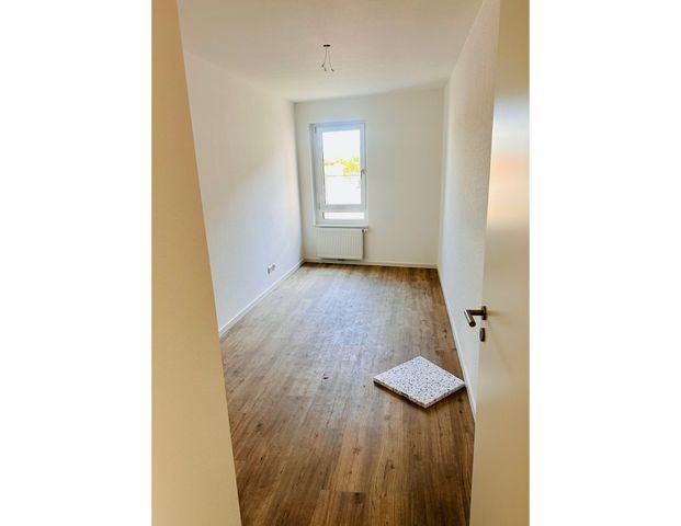 Traumhafte 3-Zimmer Wohnung in Heilbronn Hochgelegen mit Einbauküche - Photo 1