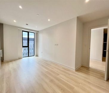 2 Bed Flat, Dutton Street, M3 - Photo 3