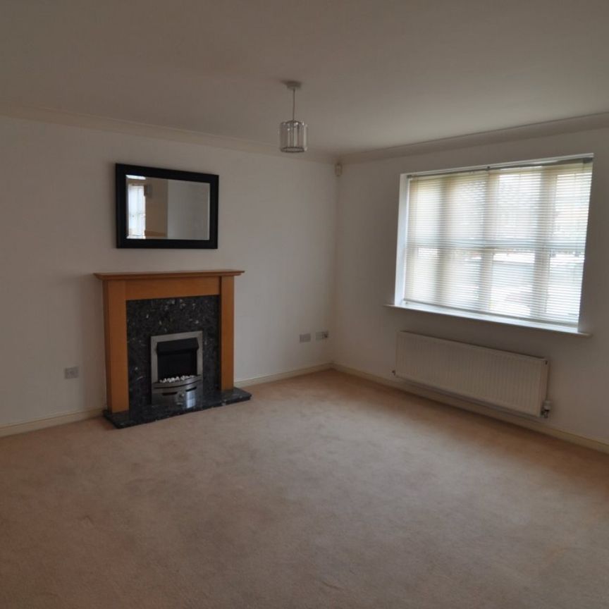 1 bed Apartment - To Let - Photo 1