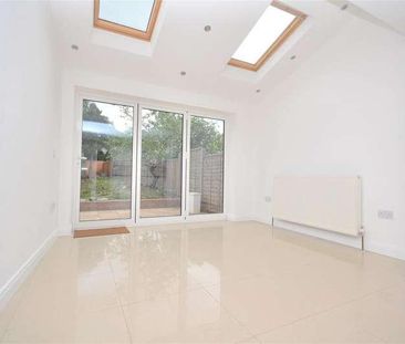 Churston Drive, Morden, SM4 - Photo 1