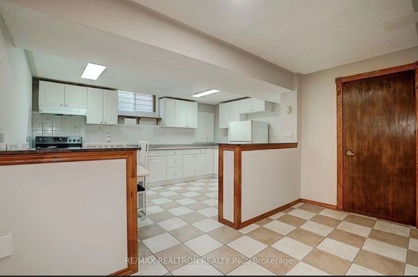For Lease - 364 Castlehill Road Unit# Bsmt, Vaughan, Ontario - Photo 1
