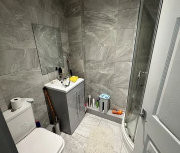 Headlands Road, PONTEFRACT - Photo 3