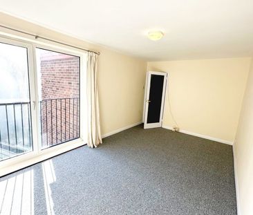 2 Bedroom Flat Church Place Brighton - Photo 4